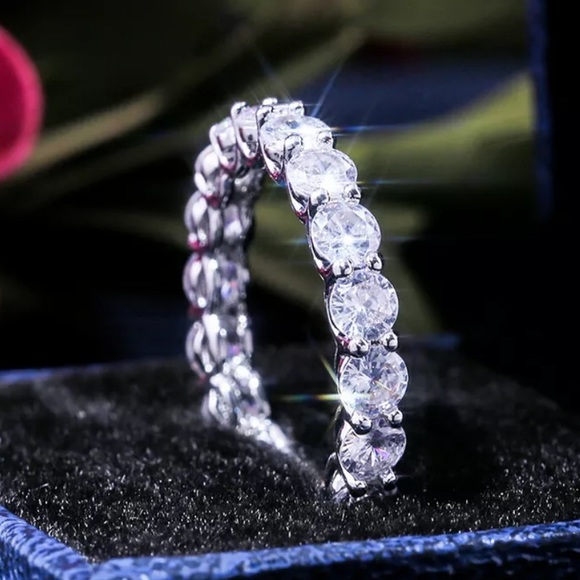 Jewelry - NEW💍DIAMOND 925 STERLING SILVER ENGAGEMENT RING